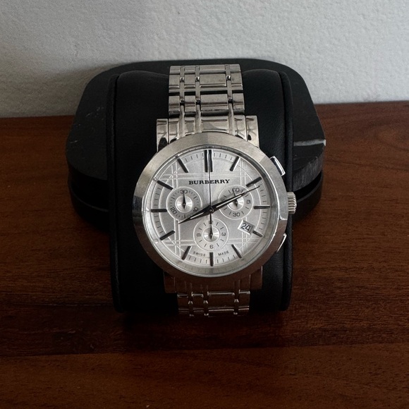 Burberry Chronograph Heritage BU1372 Silver Watch vintage - Picture 2 of 7